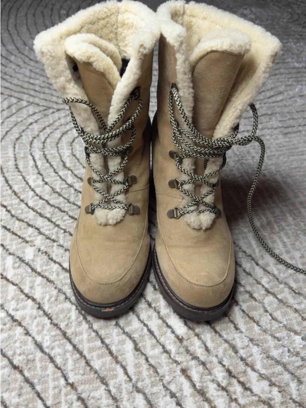 Stuart Weitzman Tan Suede Shearling Lace-Up Winter Boots